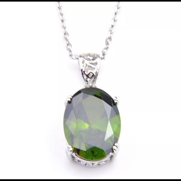 None Jewelry - 925 Peridot Necklace with Chain